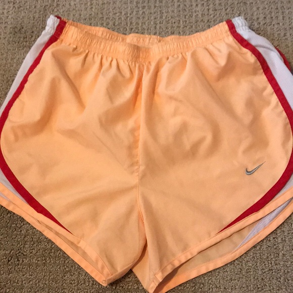 Nike Pants - Nike Women Shorts Nike Pants - Nike Women Shorts